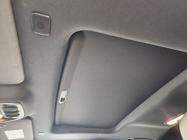 Used 2026 Chevrolet Colorado ZR2 w/ Technology Package AWD/4WD image 25