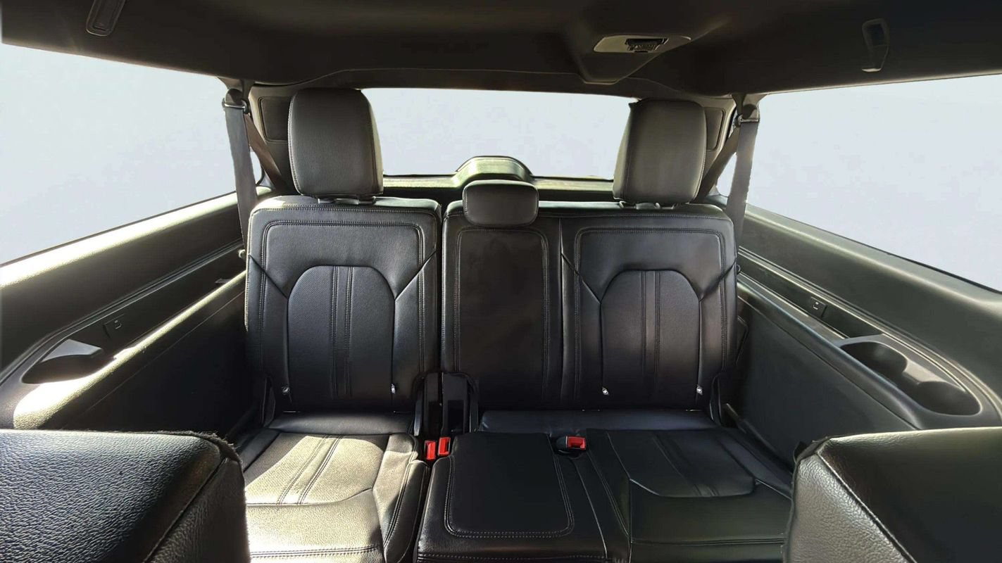 Used 2021 Ford Expedition Max Limited AWD/4WD image 14