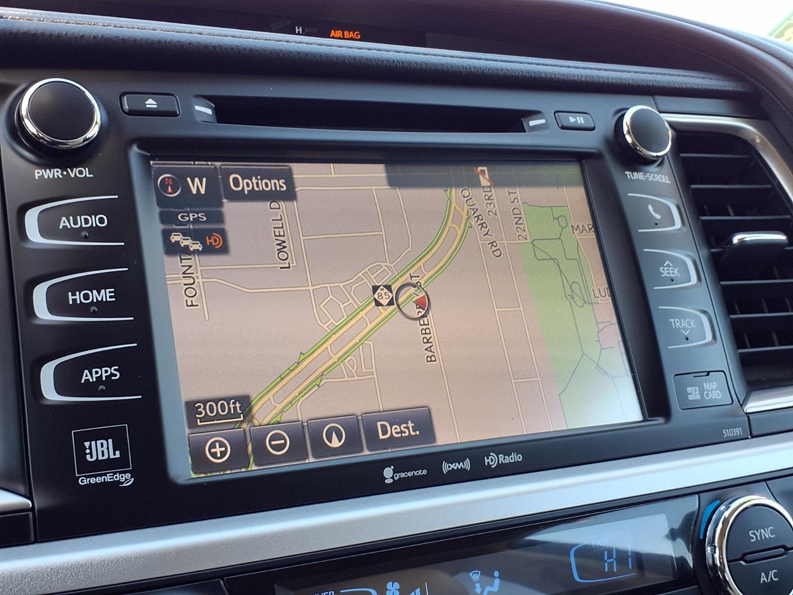 Used 2019 Toyota Highlander Limited AWD/4WD image 10