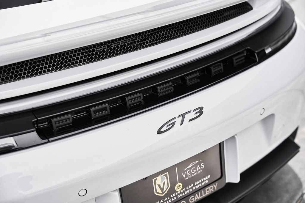 Used 2026 Porsche 911 GT3 w/ Weissach Package RWD image 19