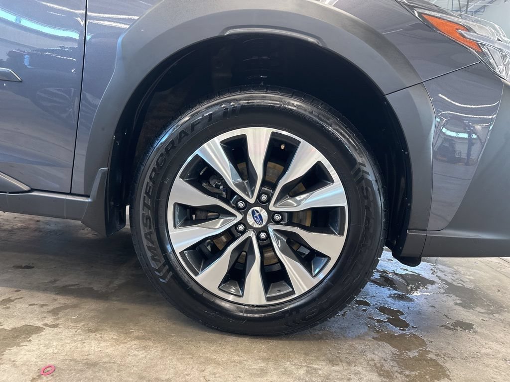 Used 2023 Subaru Outback Limited AWD/4WD image 33
