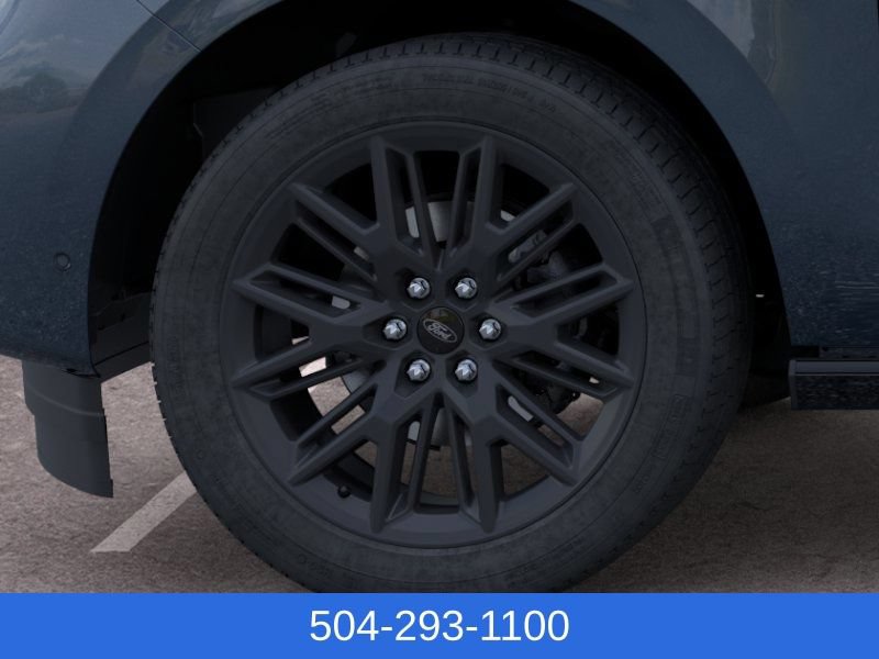 New 2026 Ford Expedition Platinum w/ Stealth Appearance Package AWD/4WD image 21