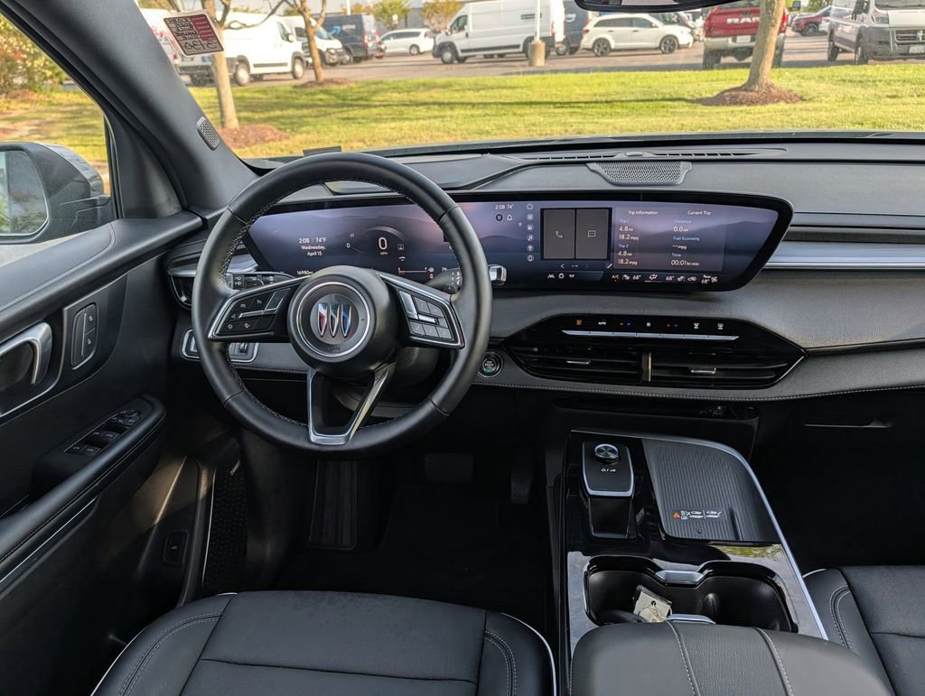 Used 2025 Buick Enclave Preferred image 14