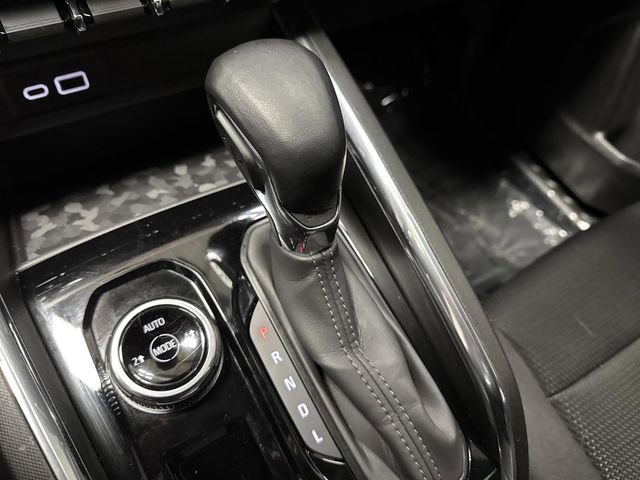 Used 2024 GMC Canyon Elevation w/ Convenience Package image 22