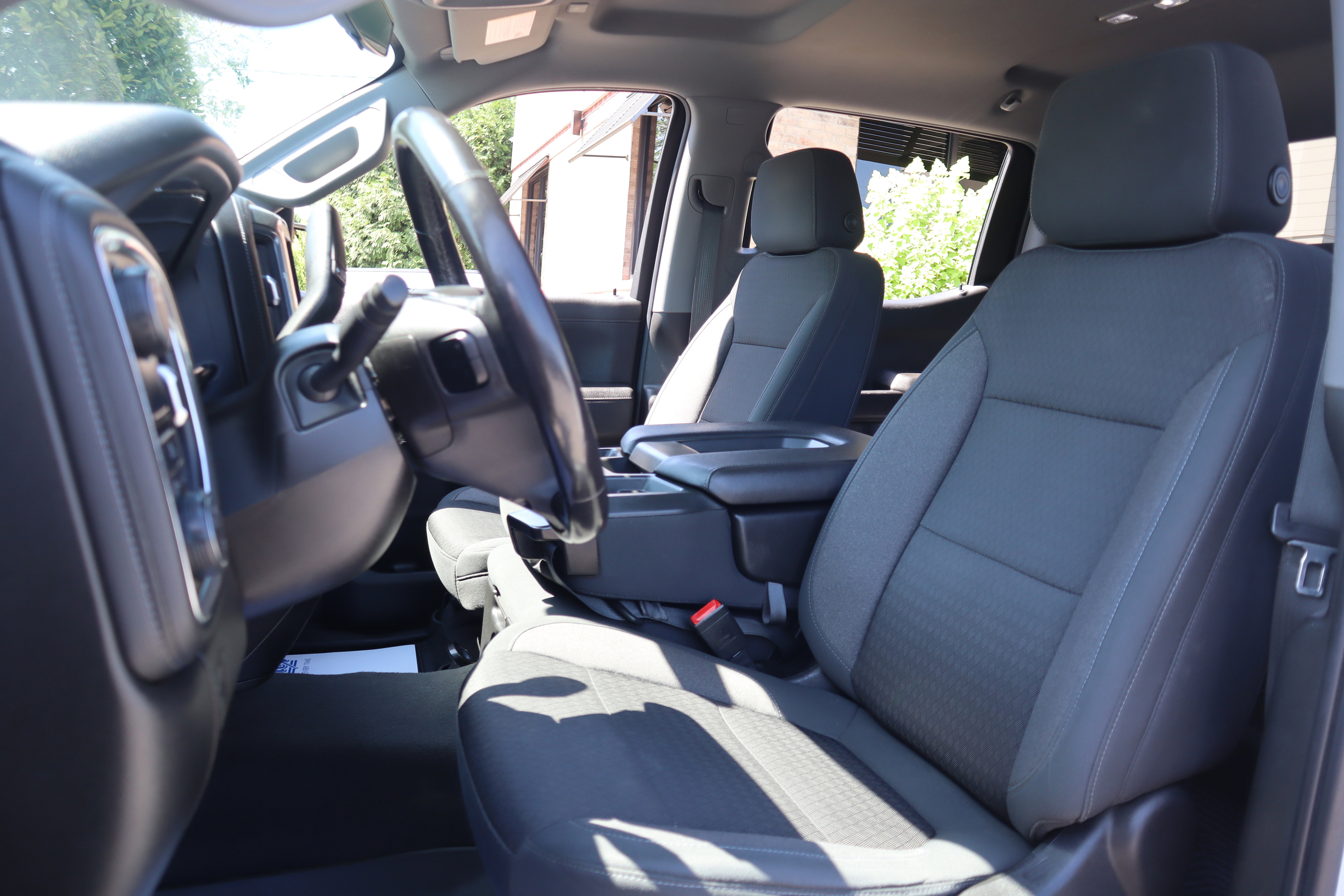 Used 2021 Chevrolet Silverado 1500 LT RWD image 28