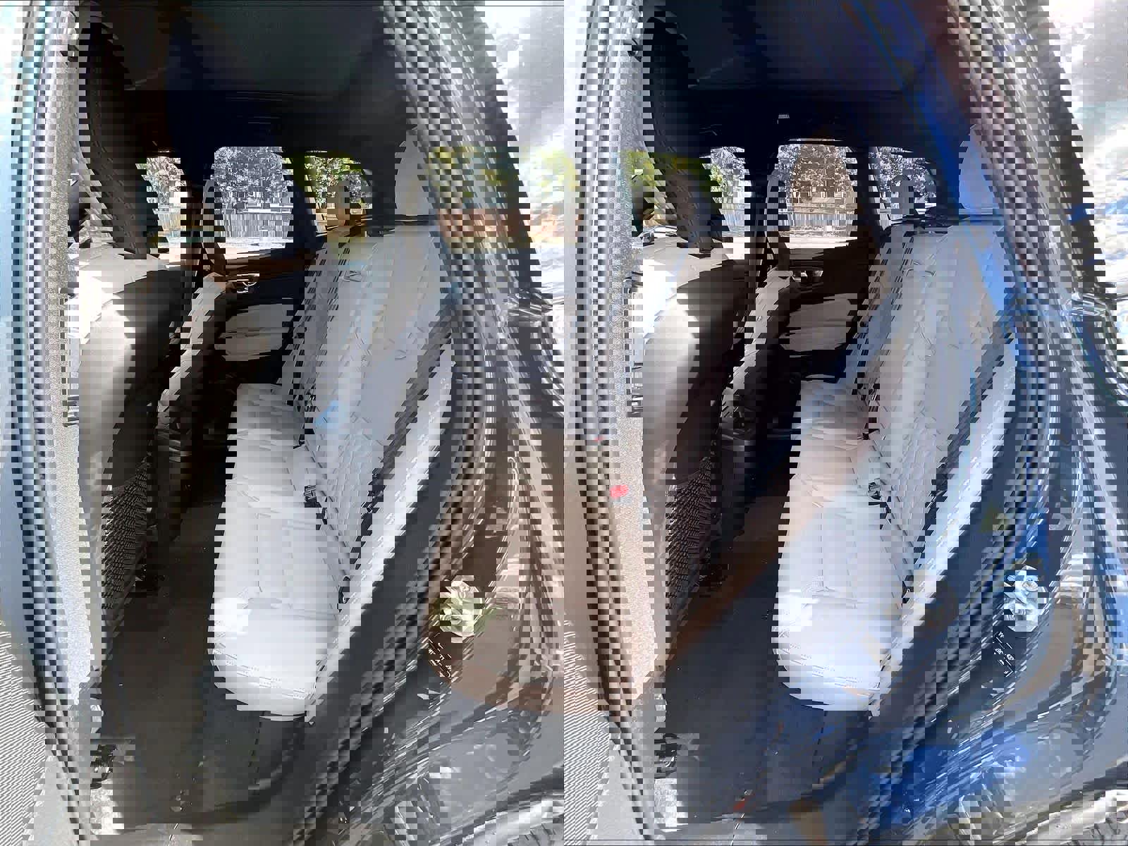 New 2026 Volvo XC60 B5 Plus w/ Climate Package image 12