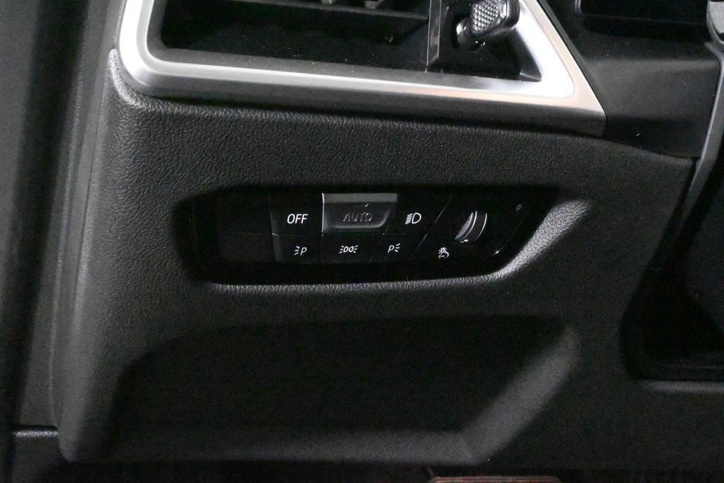 Used 2025 BMW 230i xDrive Coupe w/ Convenience Package image 27