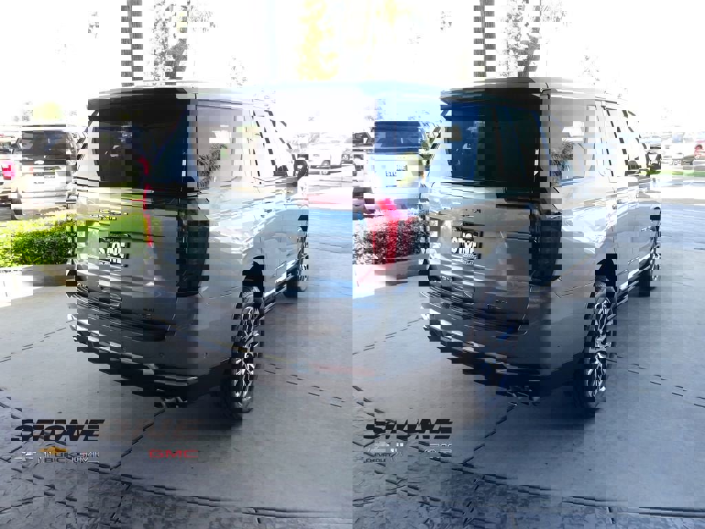 New 2026 GMC Yukon Denali w/ Denali Reserve Package image 8