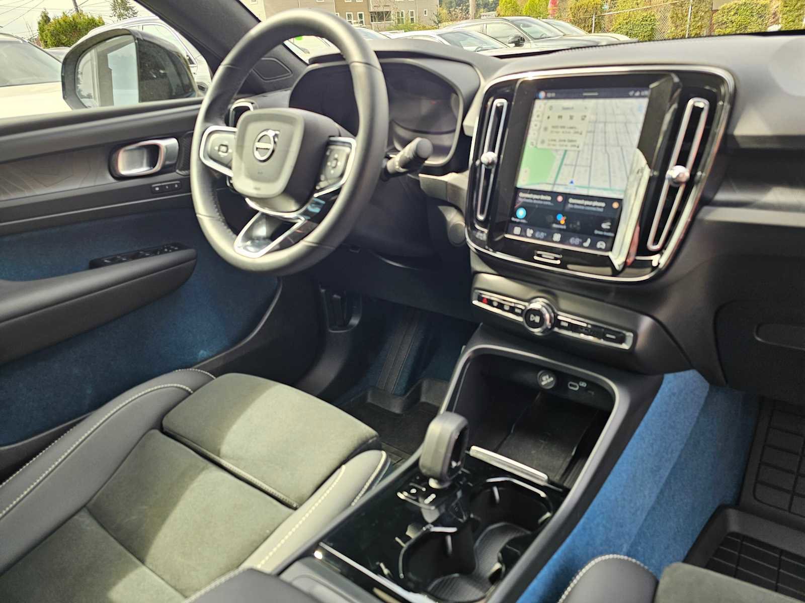 Certified 2023 Volvo C40 P8 Recharge Ultimate w/ Protection Package Premier image 12