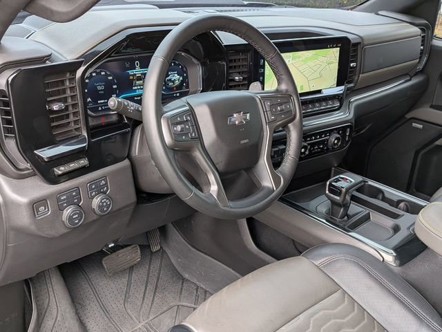 Used 2024 Chevrolet Silverado 1500 ZR2 w/ Technology Package image 18