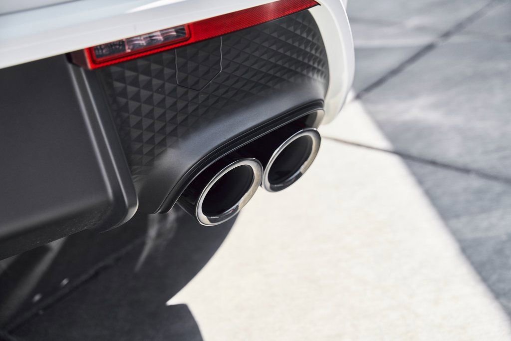 Used 2025 Porsche Macan GTS image 12