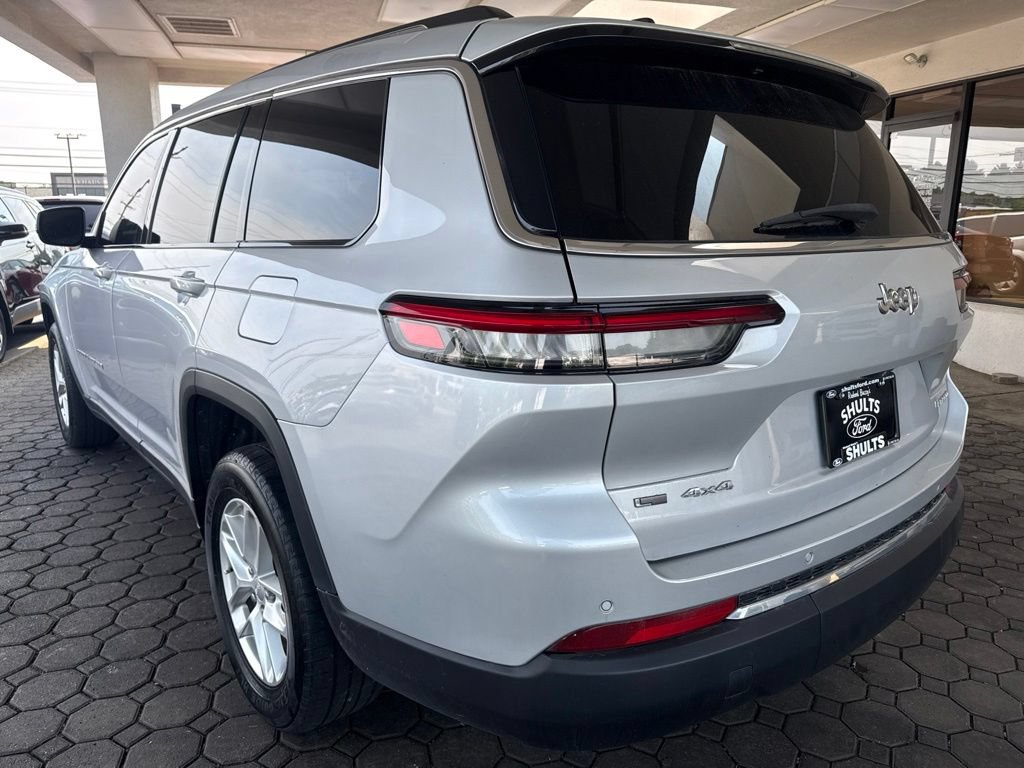 Used 2021 Jeep Grand Cherokee L Laredo w/ Luxury Tech Group I AWD/4WD image 8