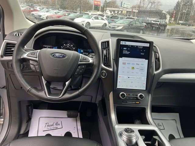 Used 2022 Ford Edge SEL image 8