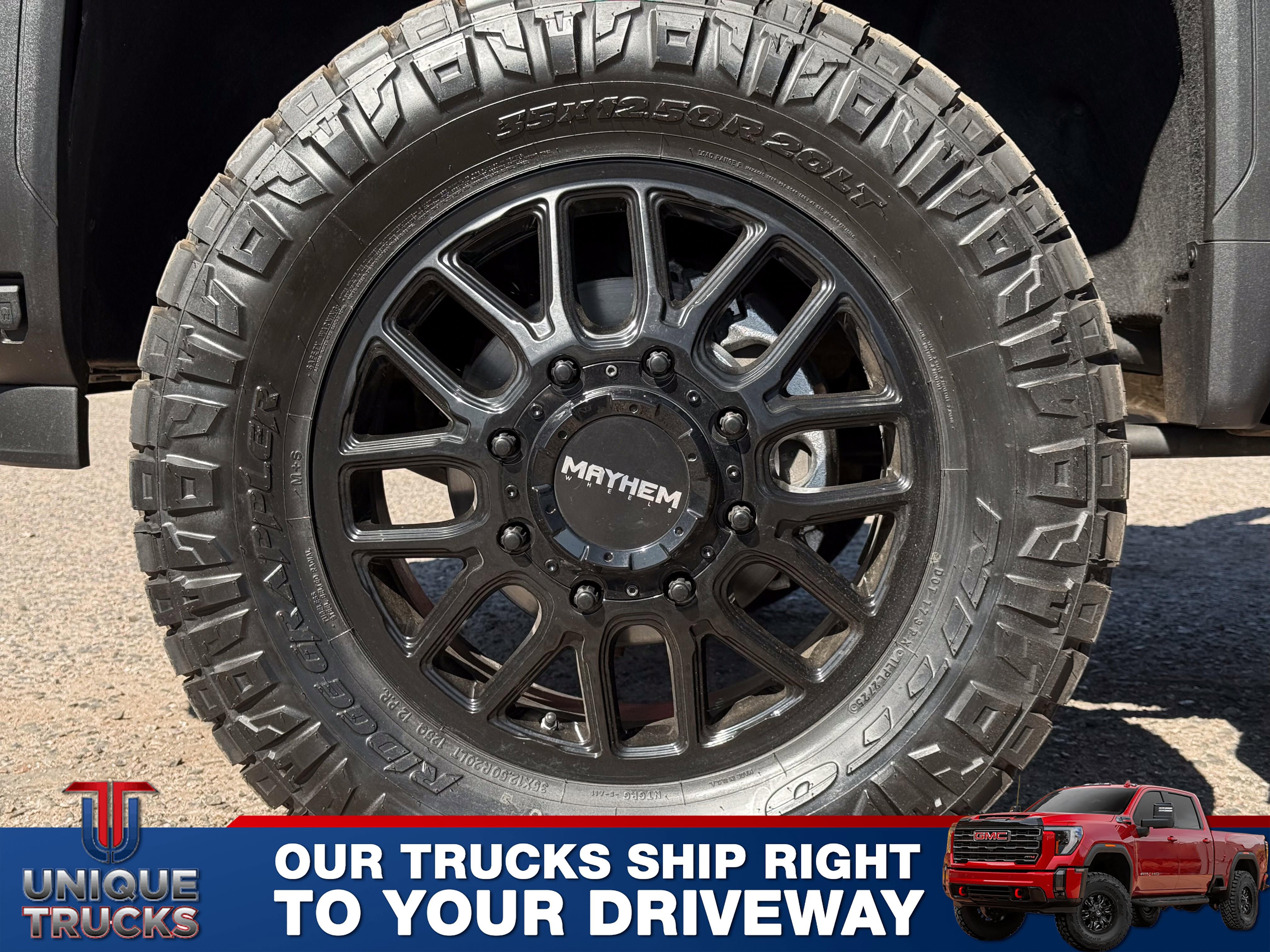 Used 2024 GMC Sierra 3500 Denali Ultimate image 11