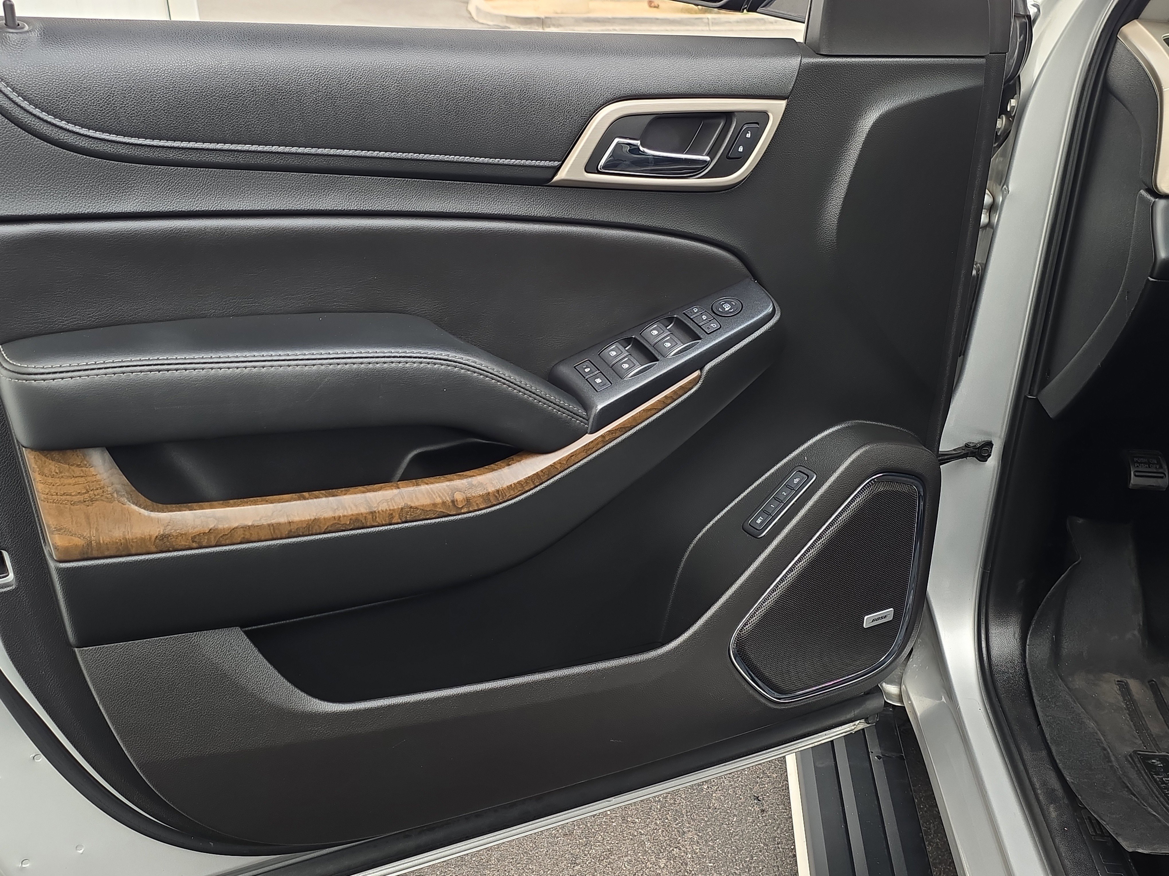 Used 2018 GMC Yukon Denali w/ Open Road Package image 13