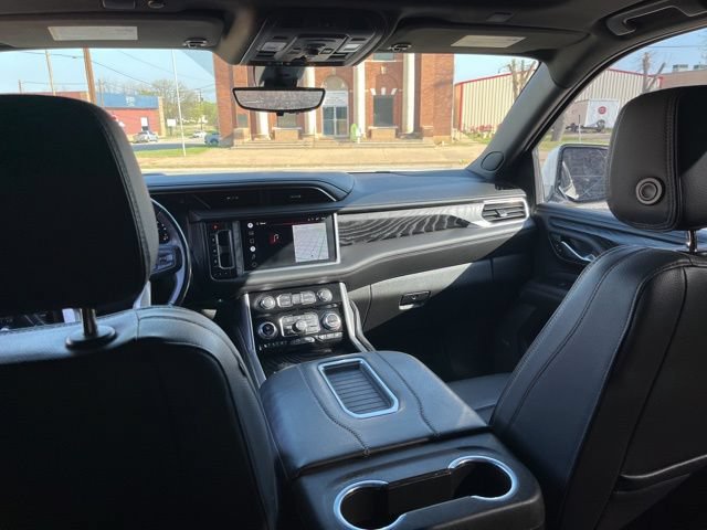 Certified 2022 GMC Yukon Denali w/ Denali Premium Package RWD image 43