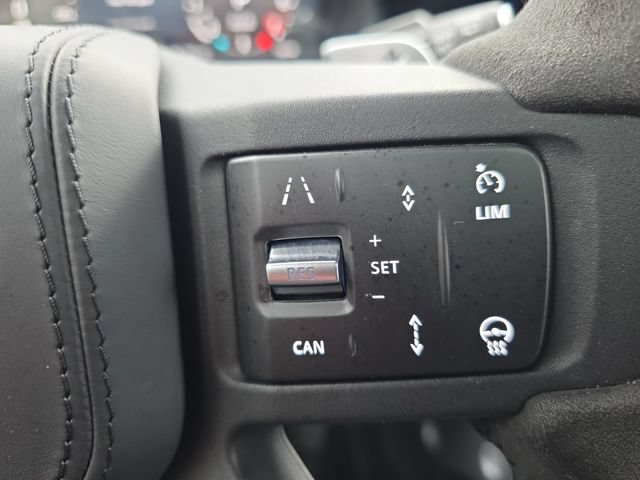 Certified 2023 Land Rover Defender 110 V8 AWD/4WD image 20