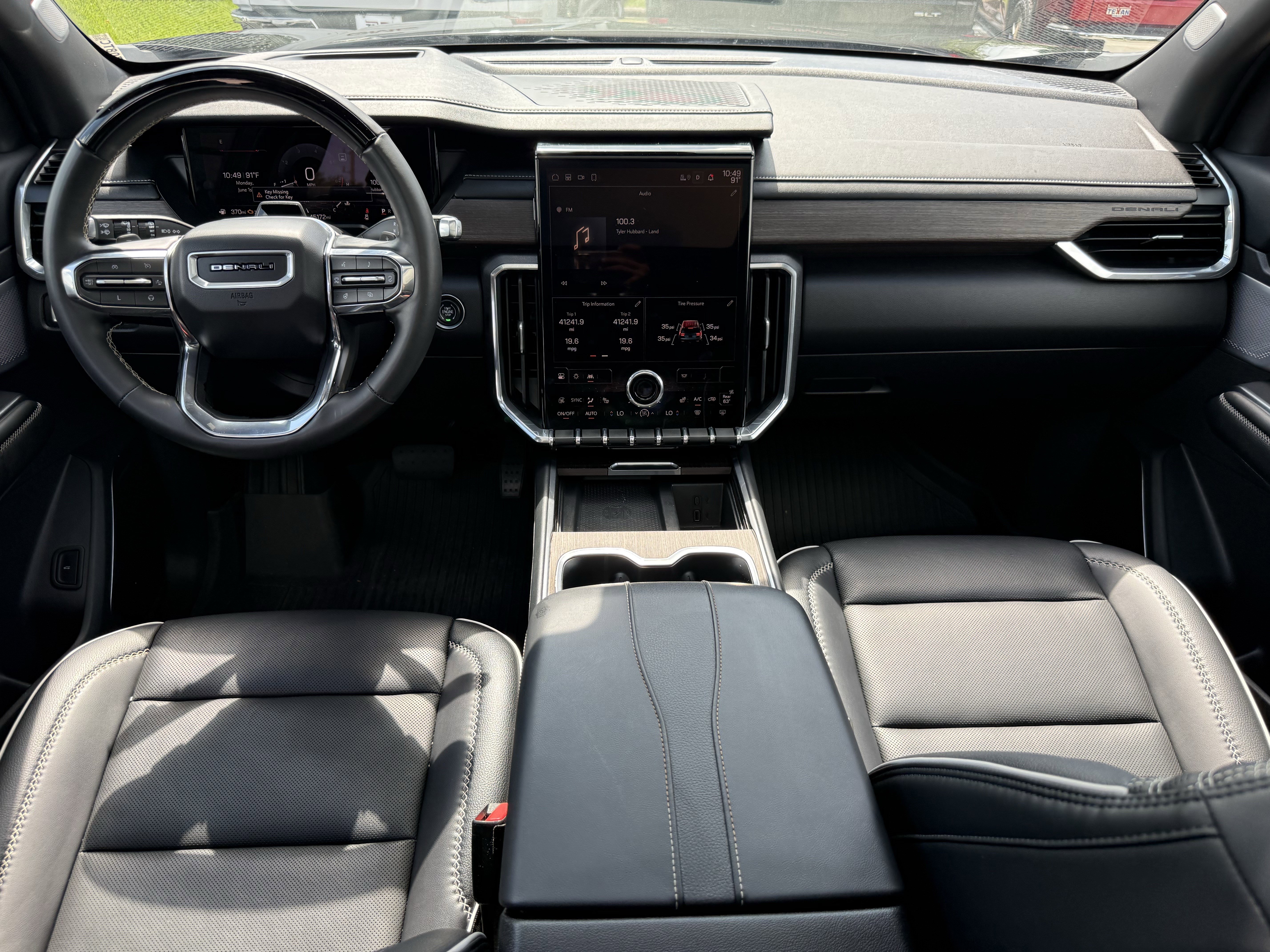 Used 2024 GMC Acadia Denali w/ Super Cruise Package AWD/4WD image 13