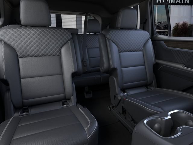 New 2026 GMC Acadia Denali w/ Super Cruise Package FWD image 17