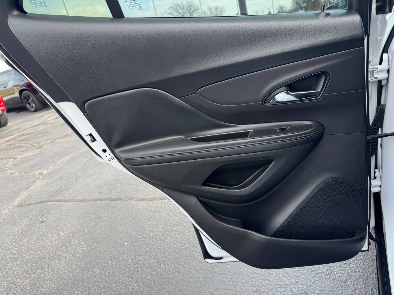 Used 2018 Buick Encore Preferred image 21