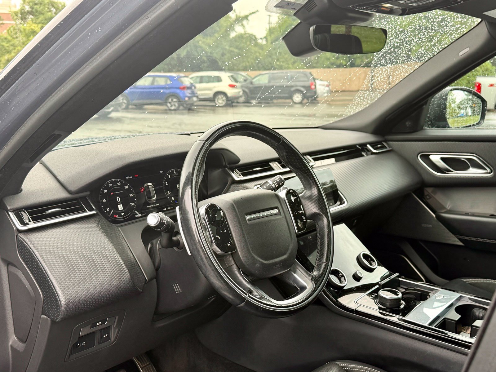 Used 2018 Land Rover Range Rover Velar R-Dynamic SE AWD/4WD image 11
