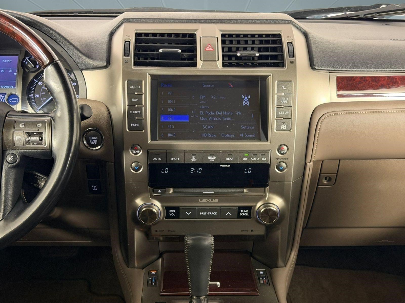 Used 2018 Lexus GX 460 Premium w/ Premium Package AWD/4WD image 17
