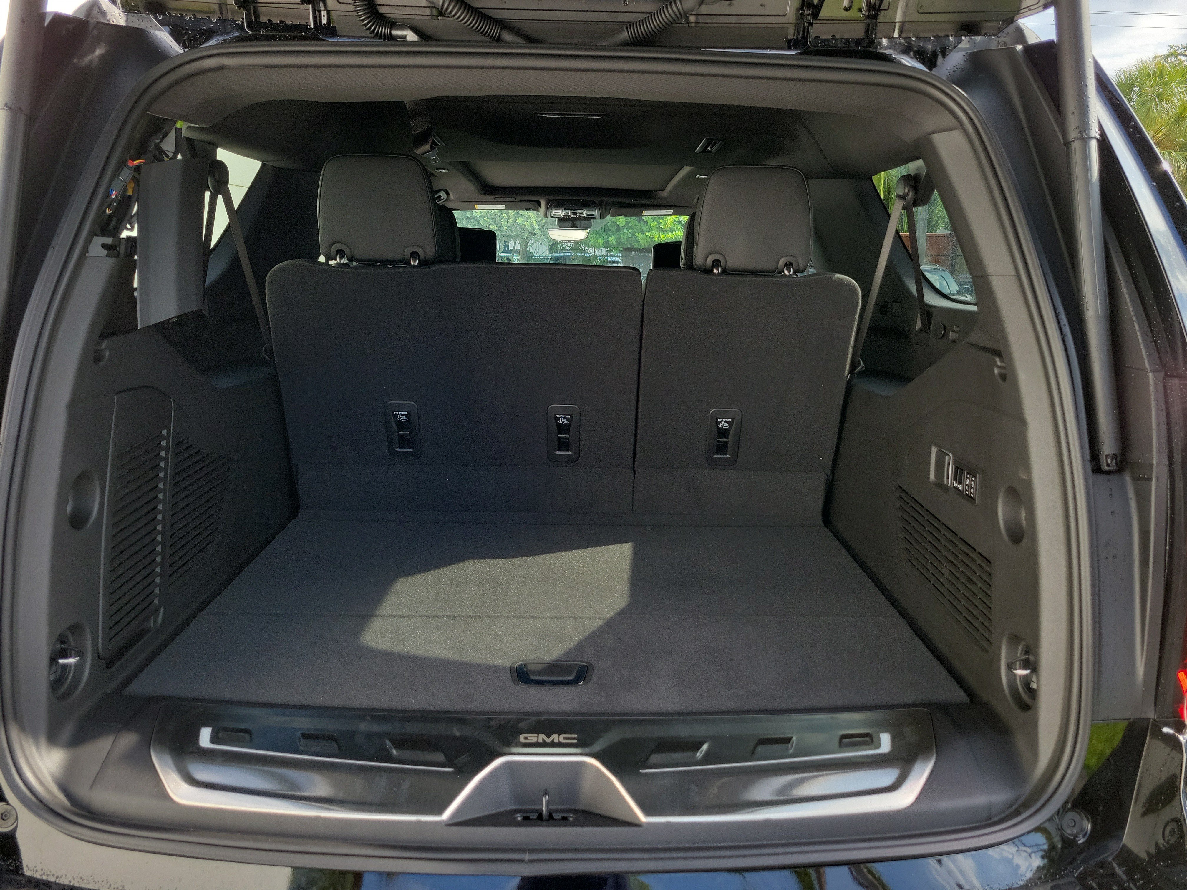 New 2026 GMC Yukon XL Denali AWD/4WD image 9