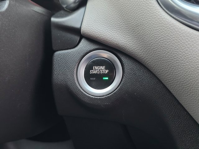 Used 2022 Chevrolet Equinox LS w/ LS Convenience Package image 38