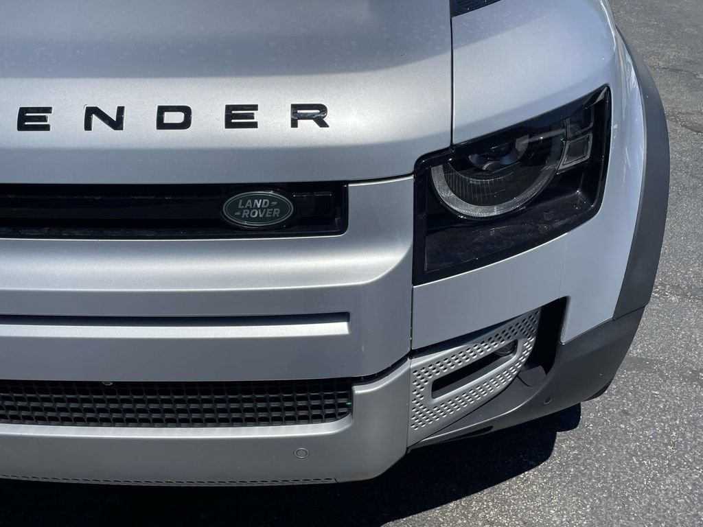 Certified 2024 Land Rover Defender 110 SE AWD/4WD image 7