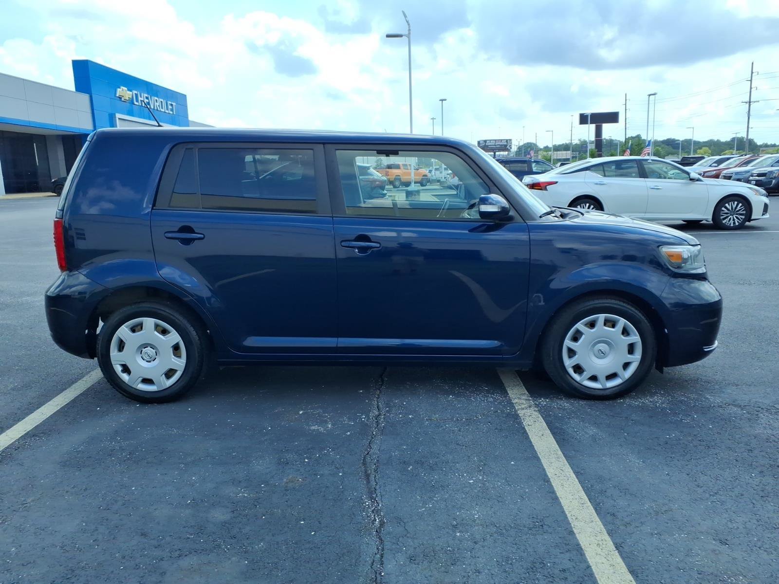 Used 2008 Scion xB FWD image 26