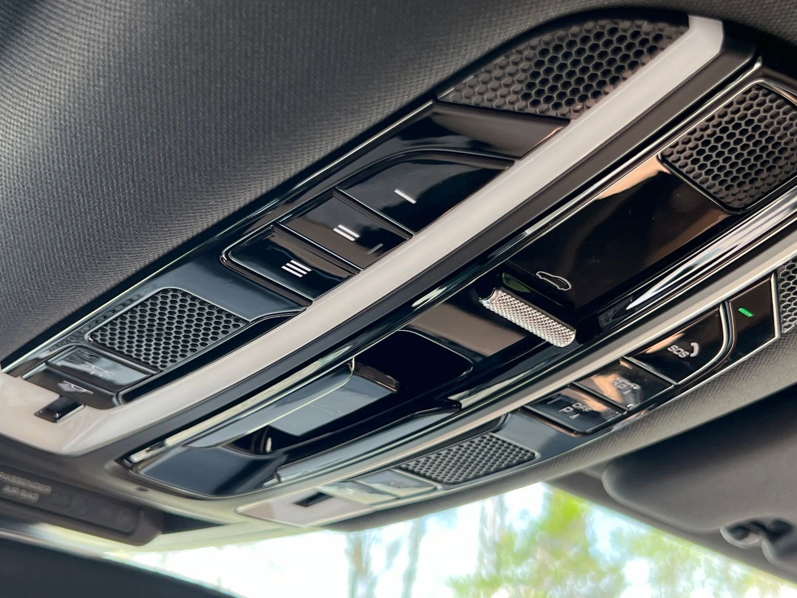 Certified 2023 Porsche Cayenne image 31