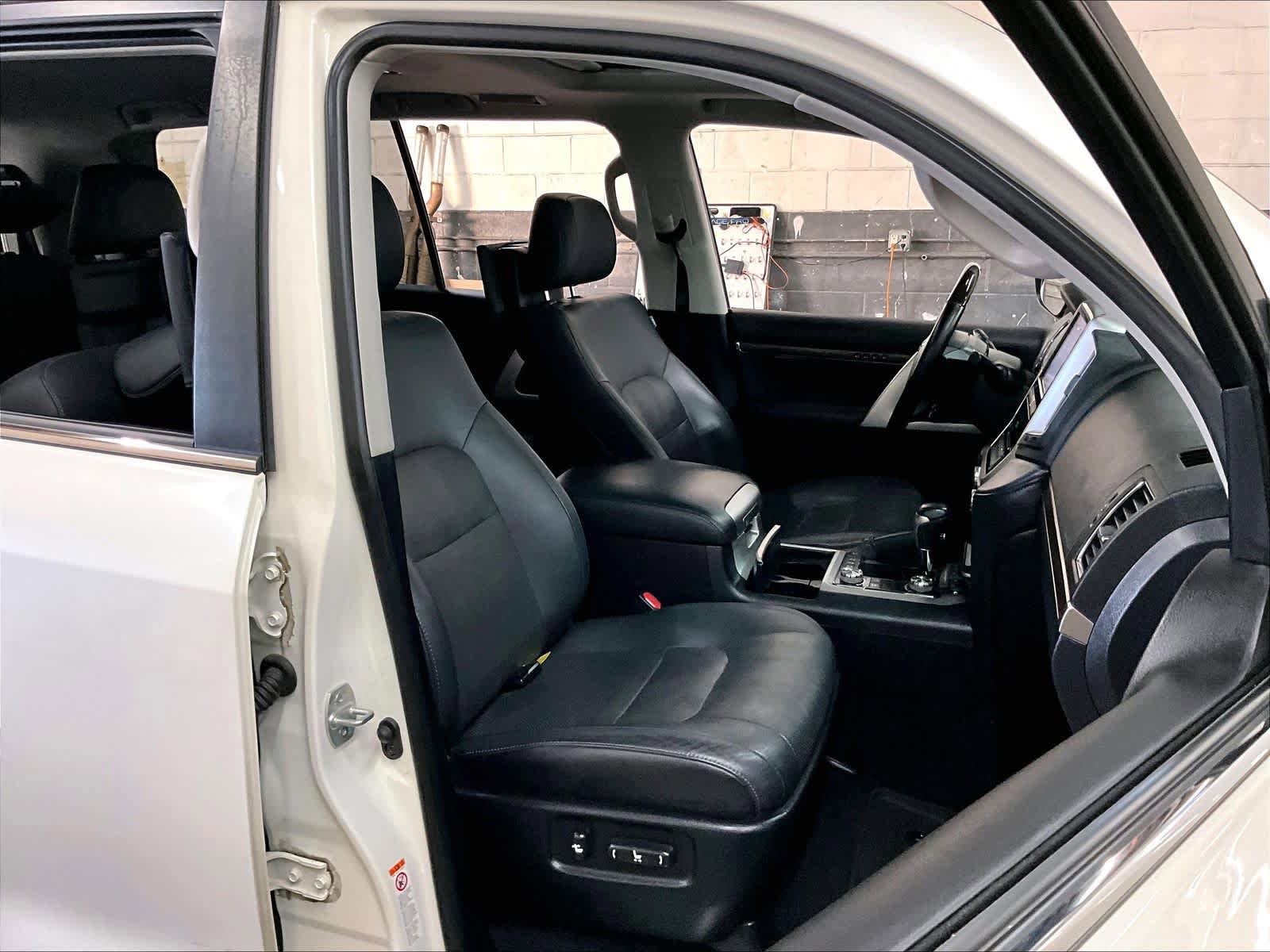Used 2019 Toyota Land Cruiser AWD/4WD image 9