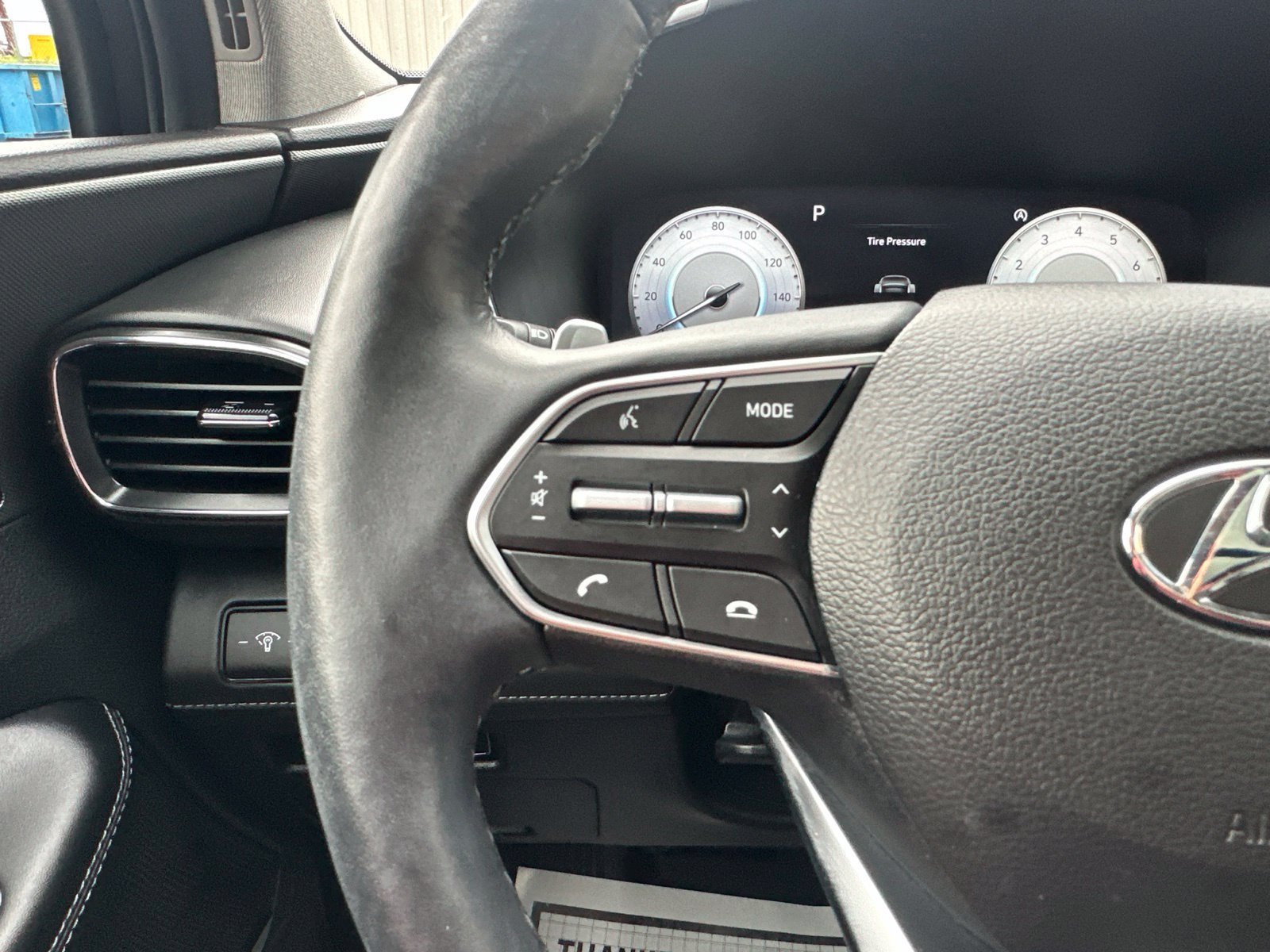 Used 2023 Hyundai Santa Fe Limited AWD/4WD image 59