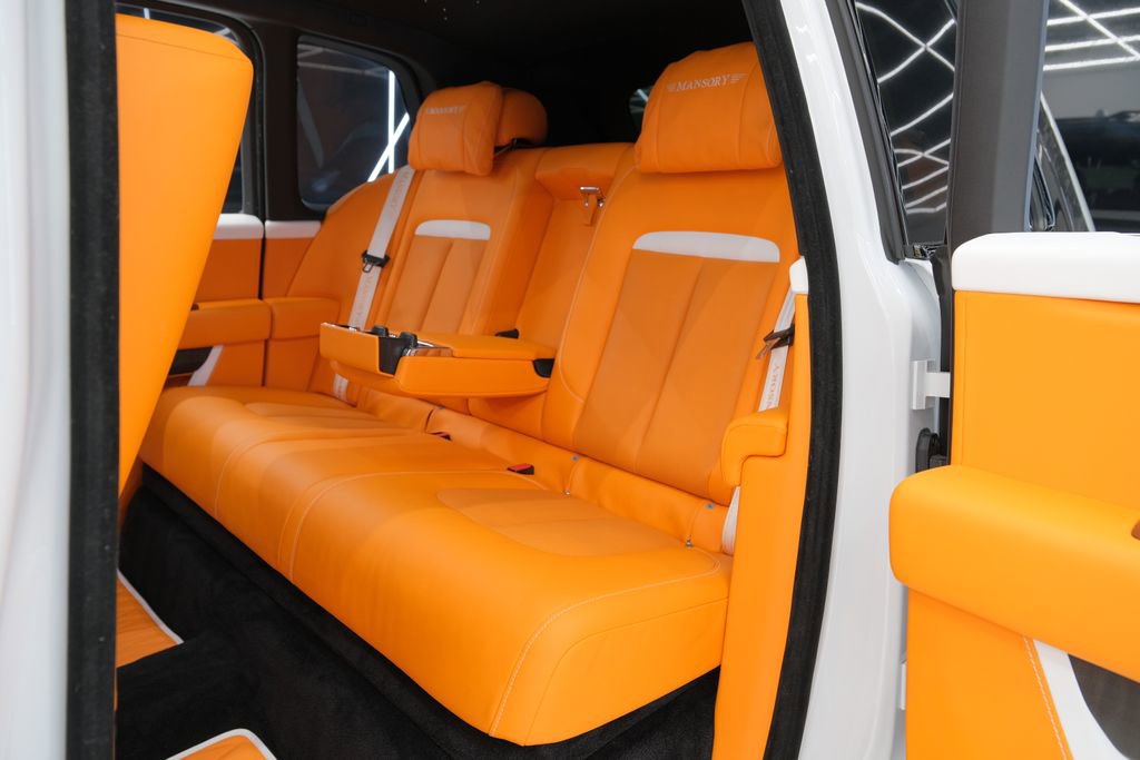 Used 2024 Rolls-Royce Cullinan image 44