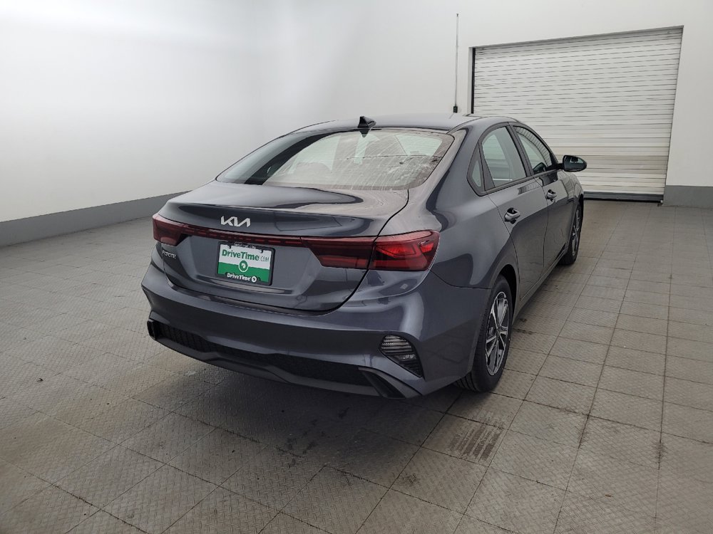 Used 2023 Kia Forte LXS FWD image 7