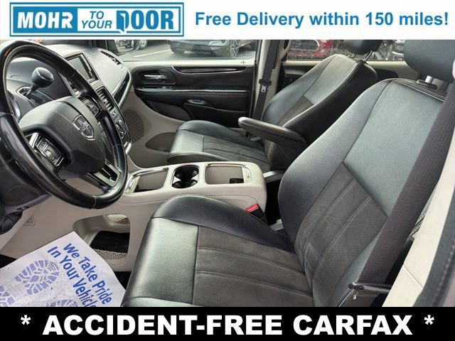 Used 2020 Dodge Grand Caravan SXT image 13