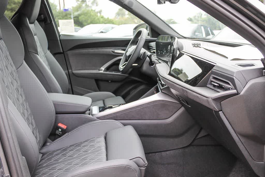 Used 2025 Audi SQ5 Premium Plus w/ Premium Plus Package AWD/4WD image 19