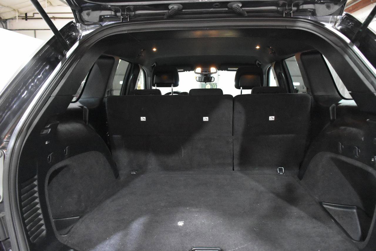 Used 2017 Jeep Grand Cherokee Laredo w/ Quick Order Package 23E AWD/4WD image 19