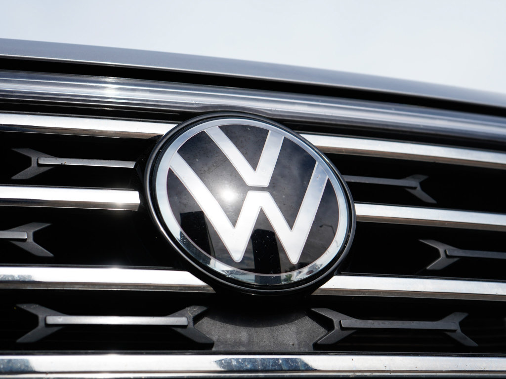 Used 2024 Volkswagen Atlas SE FWD image 3