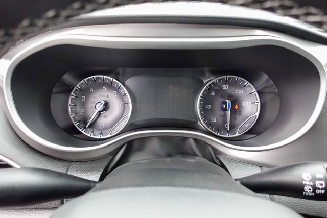 New 2026 Chrysler Voyager LX image 15