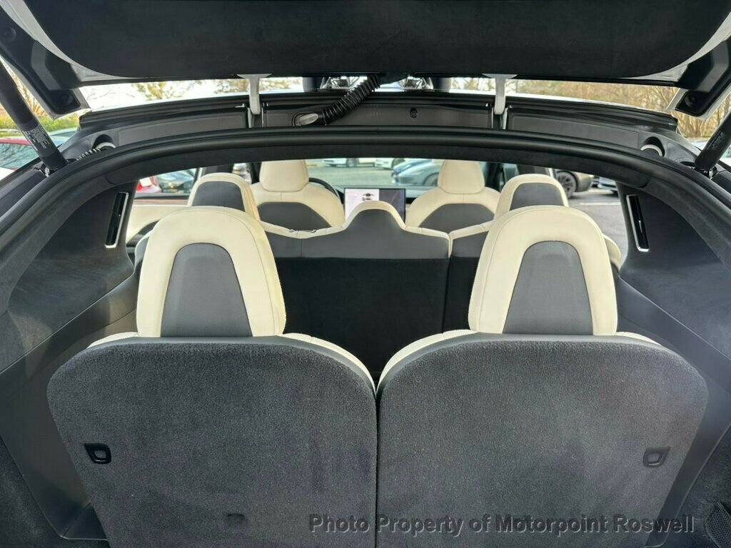 Used 2024 Tesla Model X image 25