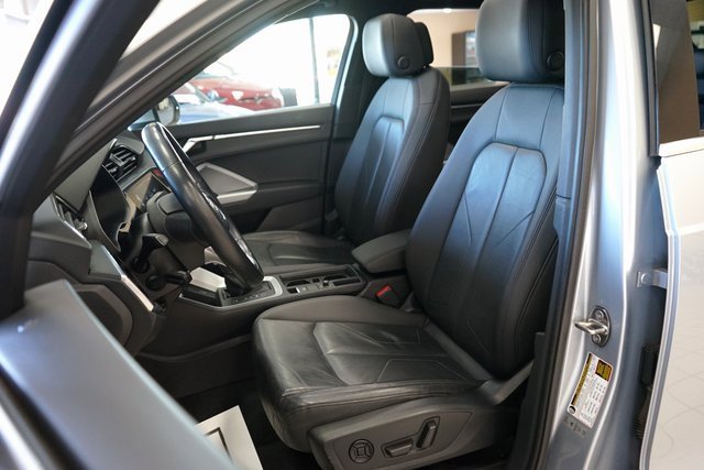 Used 2021 Audi Q3 2.0T Premium image 2