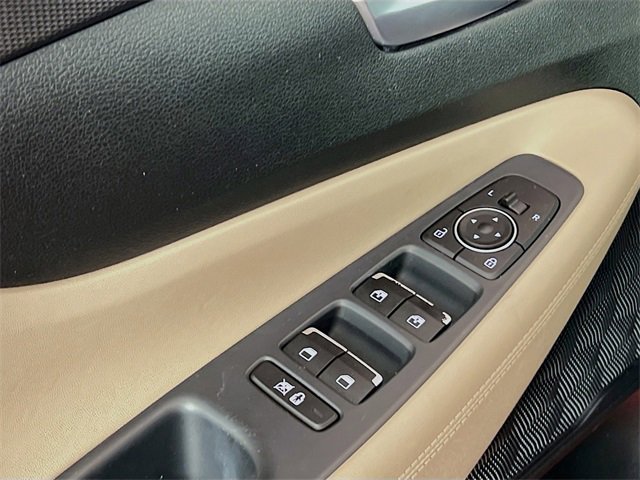 Used 2019 Hyundai Santa Fe SEL image 18