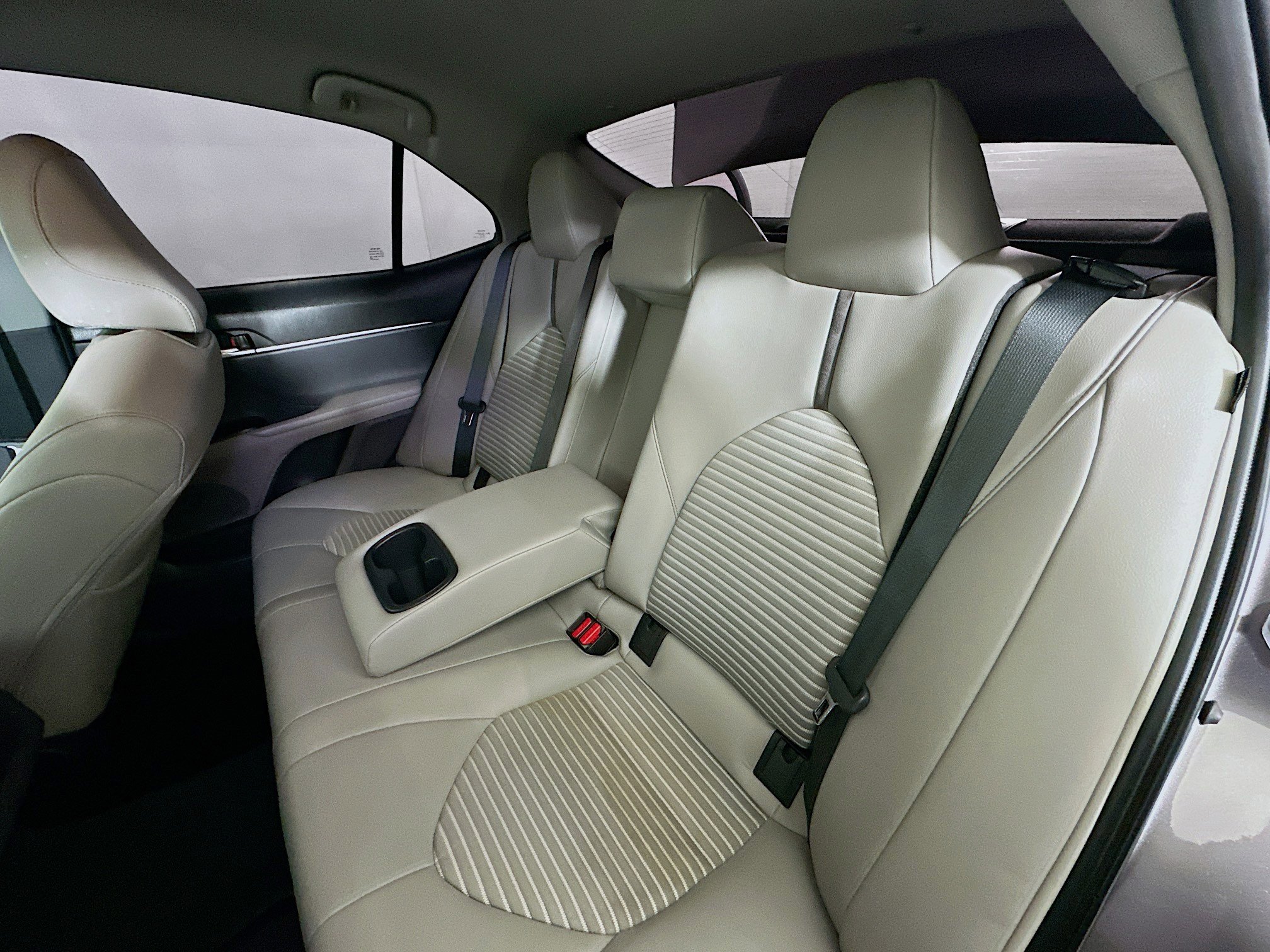 Used 2023 Toyota Camry SE image 26