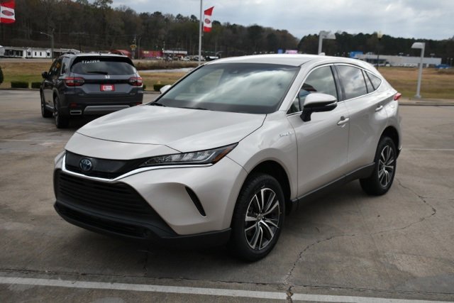 Used 2021 Toyota Venza LE