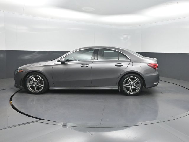 Used 2022 Mercedes-Benz A 220 4MATIC image 2