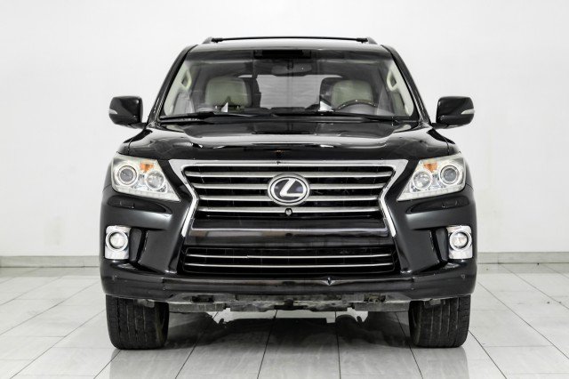 Used 2014 Lexus LX 570 4WD image 3