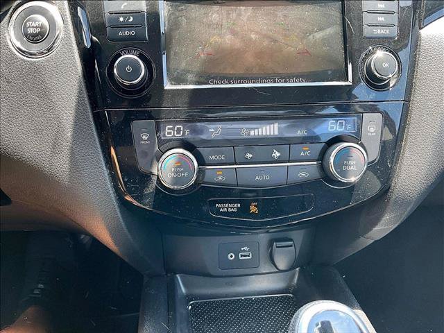 Used 2022 Nissan Rogue Sport SV FWD image 24