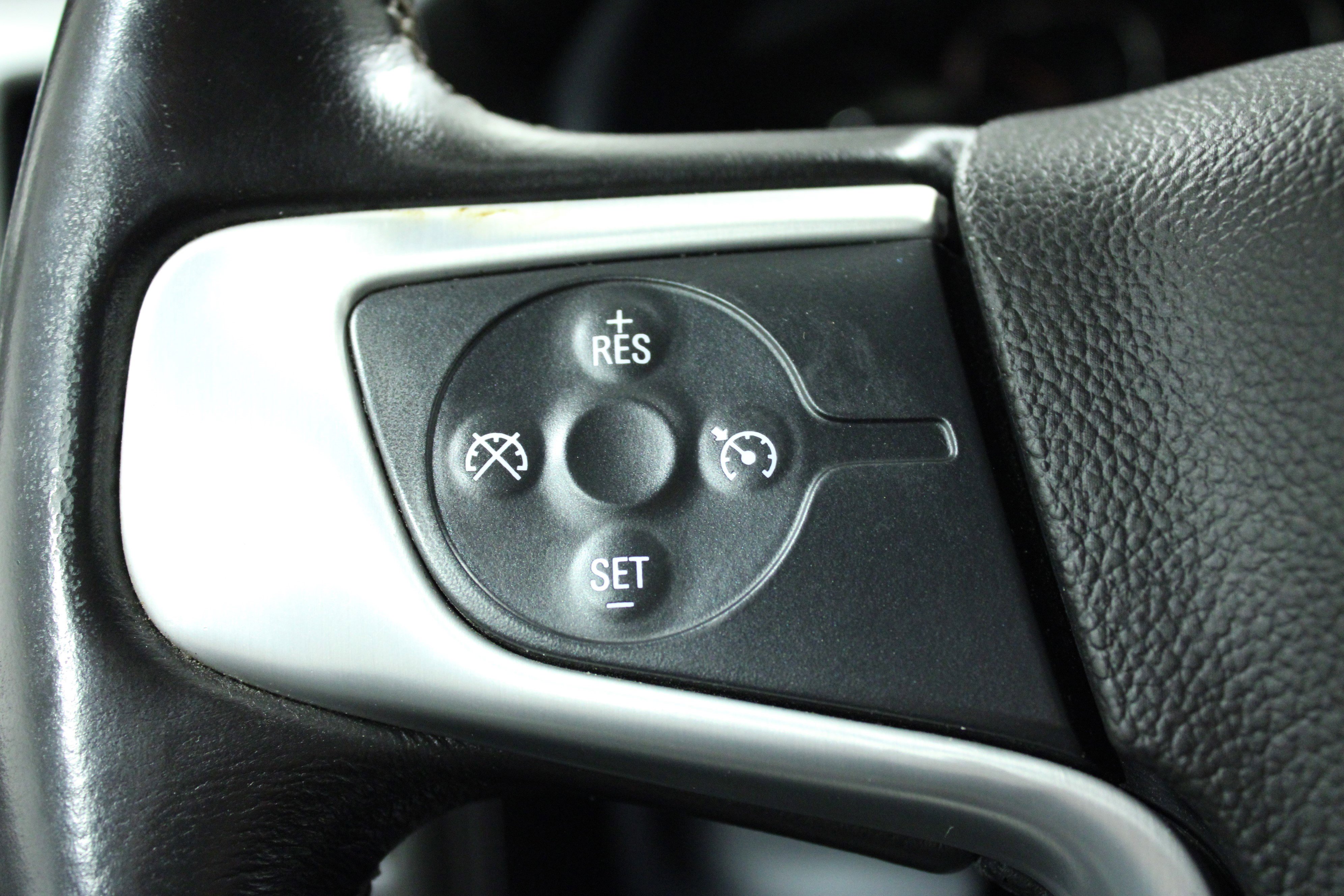 Used 2015 GMC Sierra 2500 SLE image 19