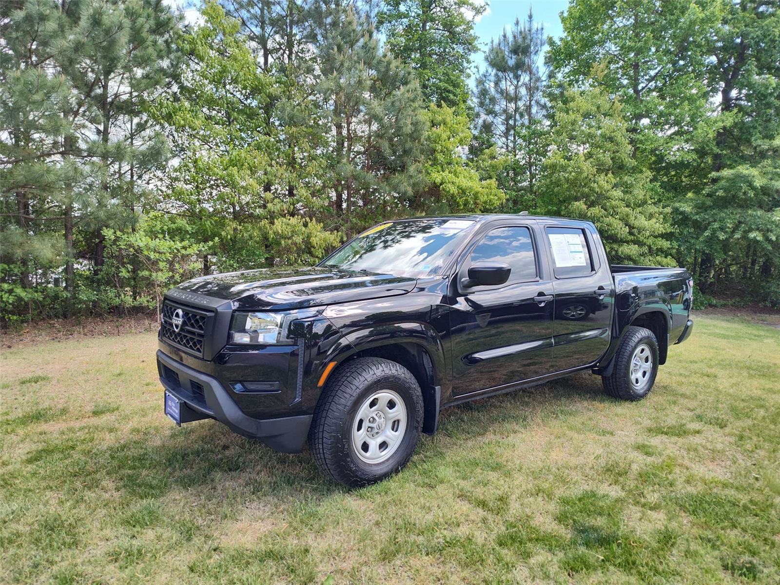 Used 2023 Nissan Frontier S w/ Technology Package image 1
